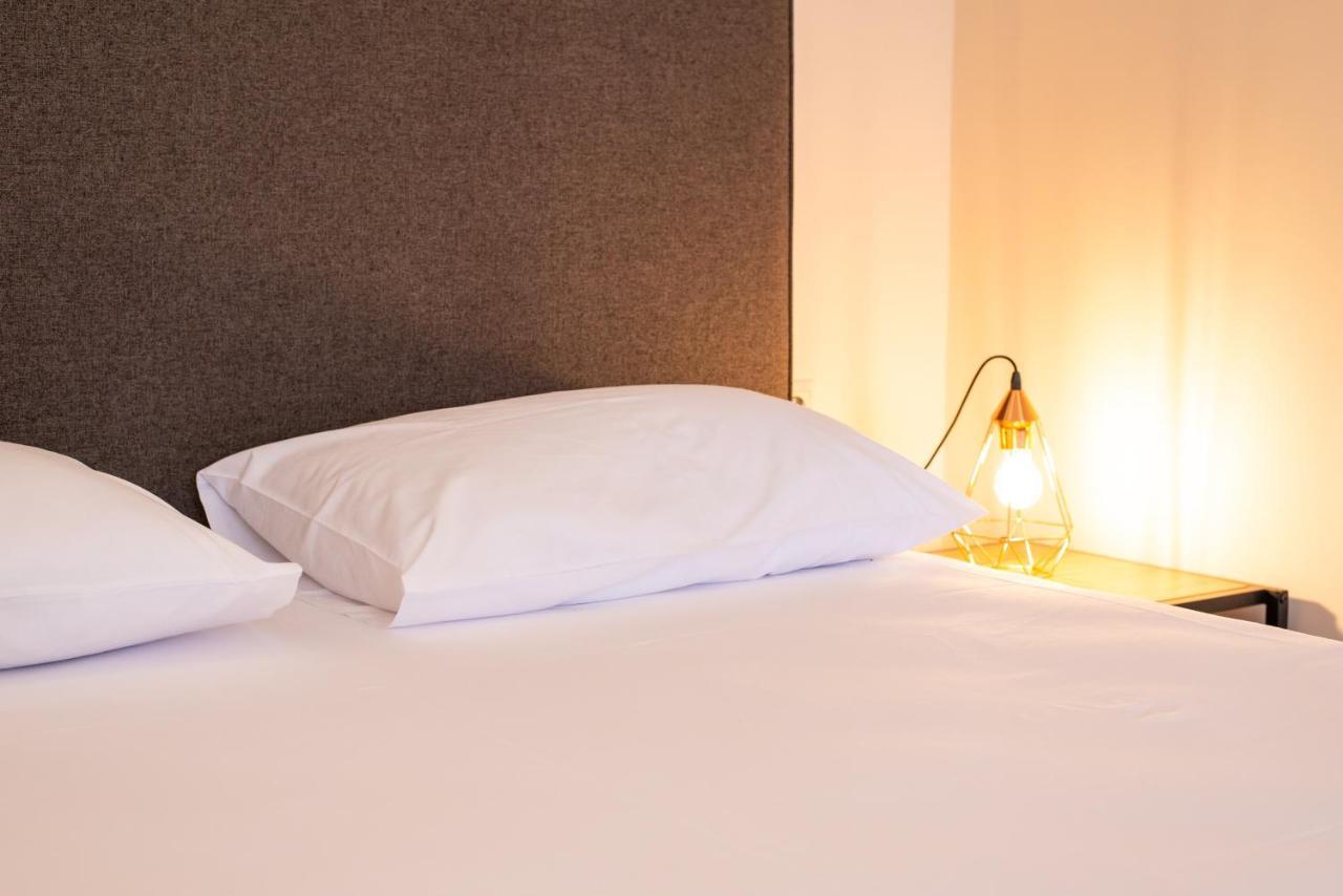 Mini Suites Near Athen'S Airport Free Shuttle From And To Athen'S Airport Spáta Exterior foto